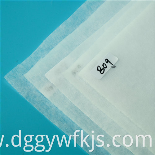 Non-woven white filter filled with fluffy cotton